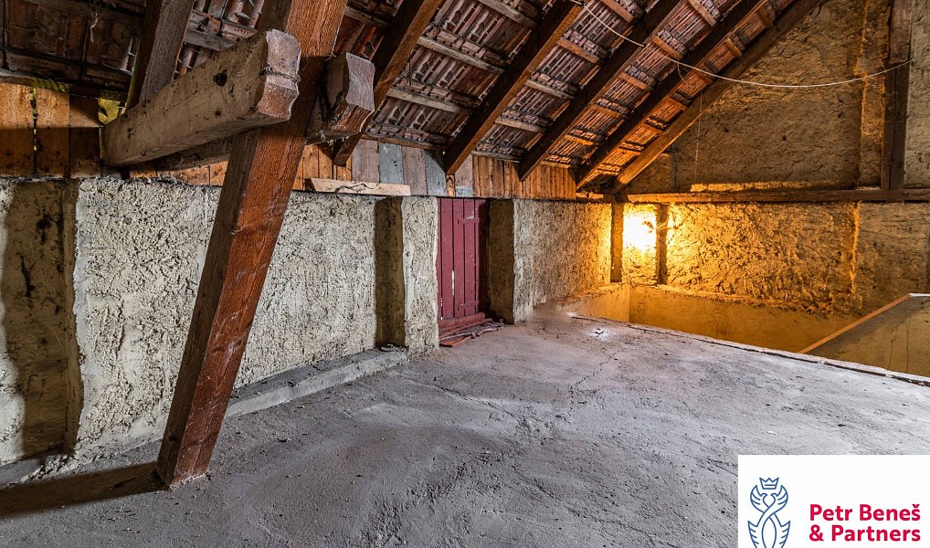 Prodej domu 55 m² s pozemkem 1 024 m², Krupá – náhled fotky 31