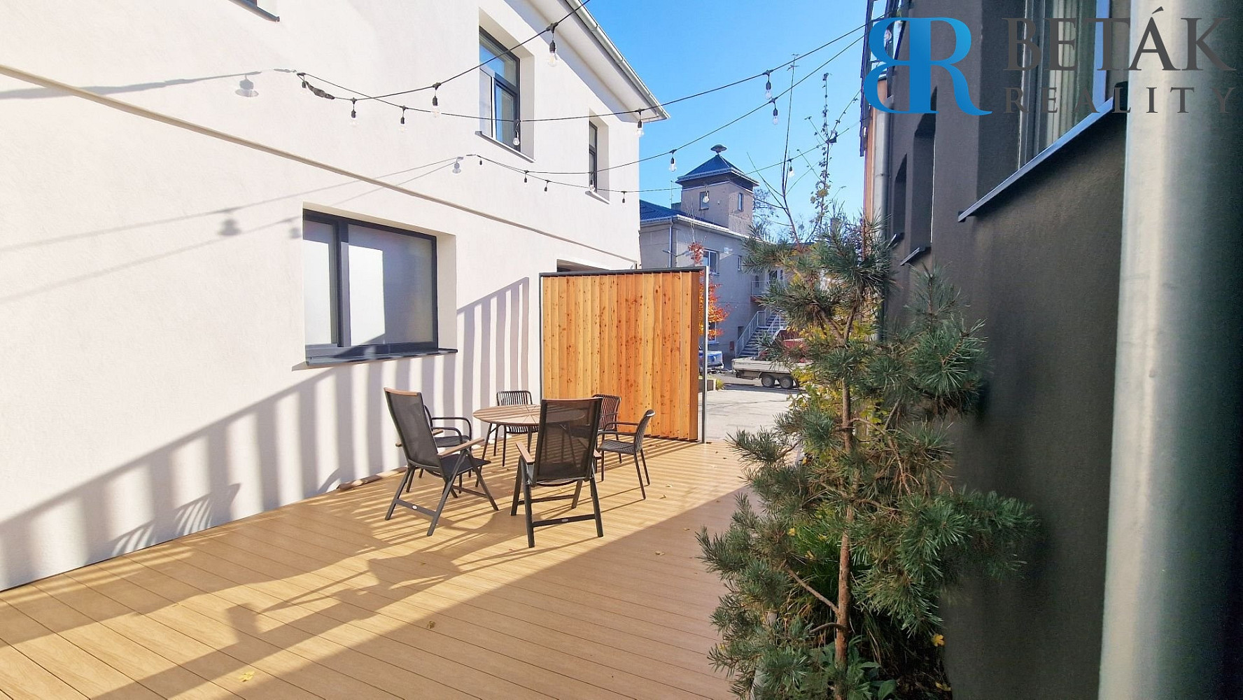 Prodej nájemního domu, činžáku 670 m² – fotografie 3