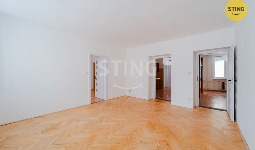 Prodej bytu 3+1 82 m², Bruntál – náhled fotky 12