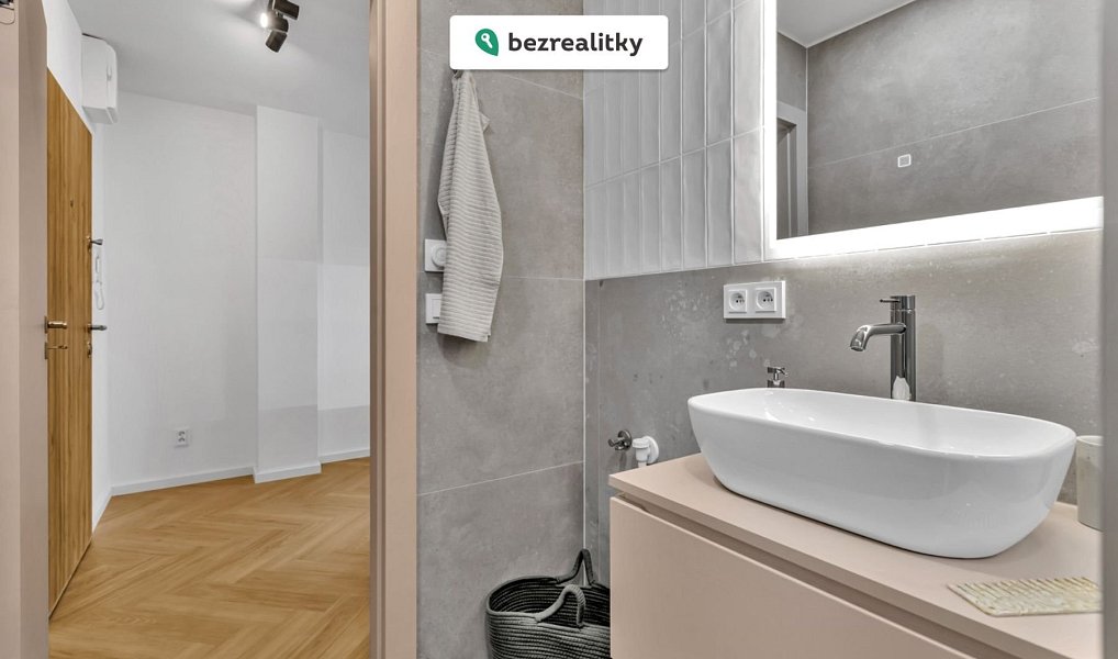 Prodej bytu 2+kk 40 m², Praha – náhled fotky 15