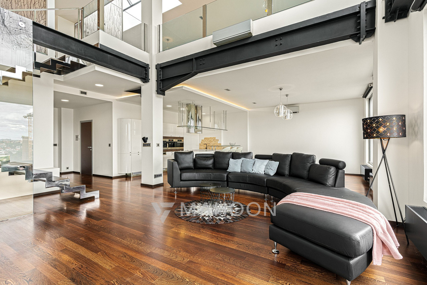 Pronájem bytu 3+kk 305 m²
