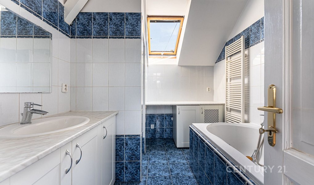 Prodej domu 280 m² s pozemkem 297 m², Praha – náhled fotky 22