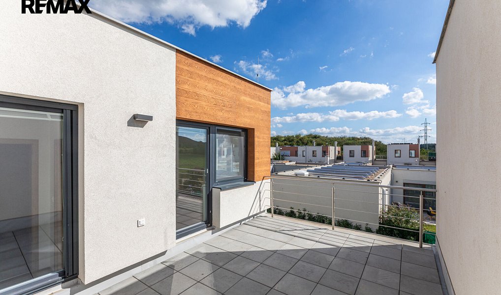 Pronájem domu 107 m² s pozemkem 124 m², Praha – náhled fotky 20
