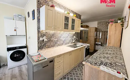 Prodej bytu 2+1 61 m², Skalková, Chomutov