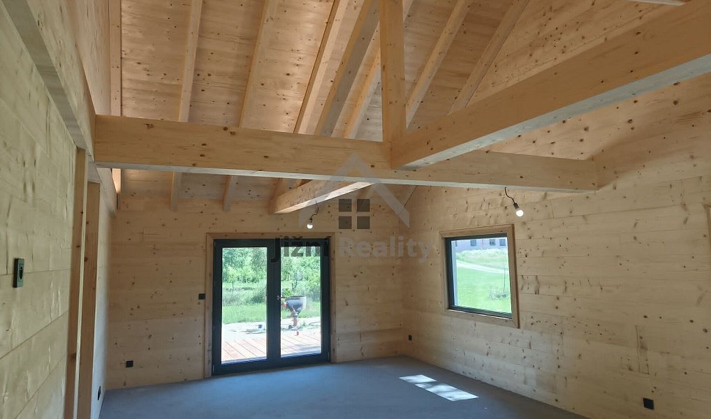 Prodej domu 120 m² s pozemkem 1 300 m², Horní Stropnice – náhled fotky 12