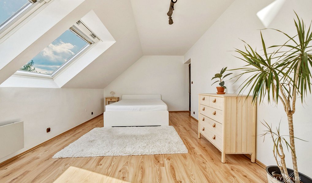Prodej domu 290 m² s pozemkem 709 m², Horoměřice – náhled fotky 10
