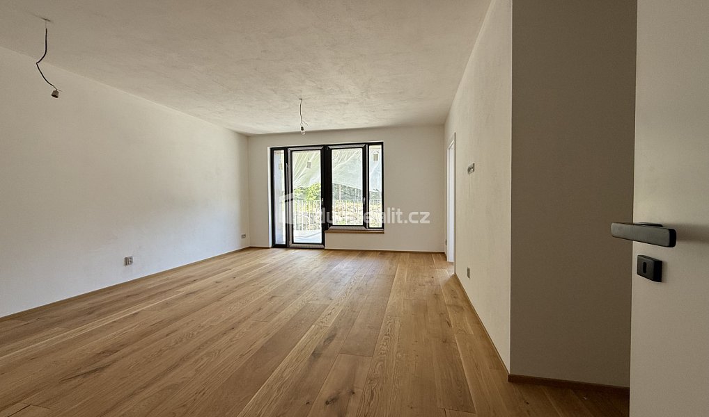 Pronájem bytu 2+1 57 m², Harrachov – náhled fotky 5