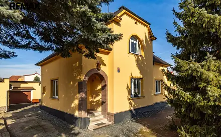 Prodej domu 163 m² s pozemkem 1 205 m², Revoluční, Šestajovice, okres Praha-východ