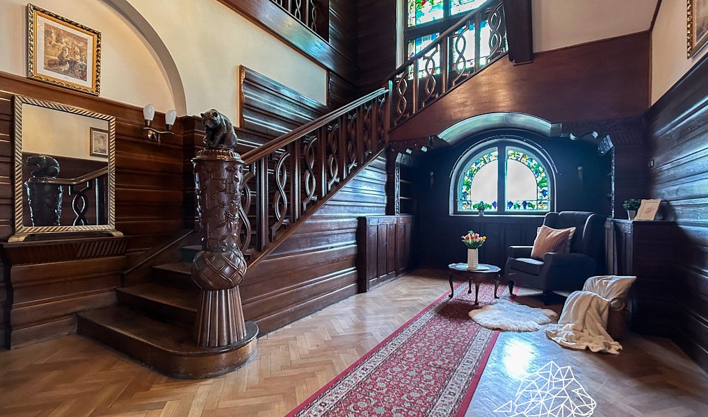 Prodej domu 900 m² s pozemkem 2 018 m², Krnov – náhled fotky 3