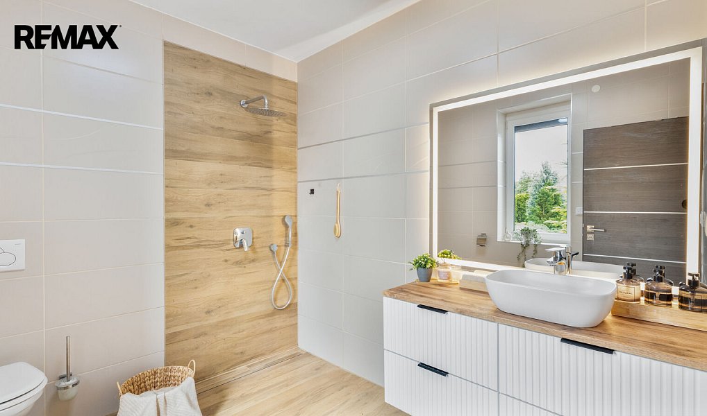 Prodej domu 634 m² s pozemkem 2 143 m², Nučice – náhled fotky 9
