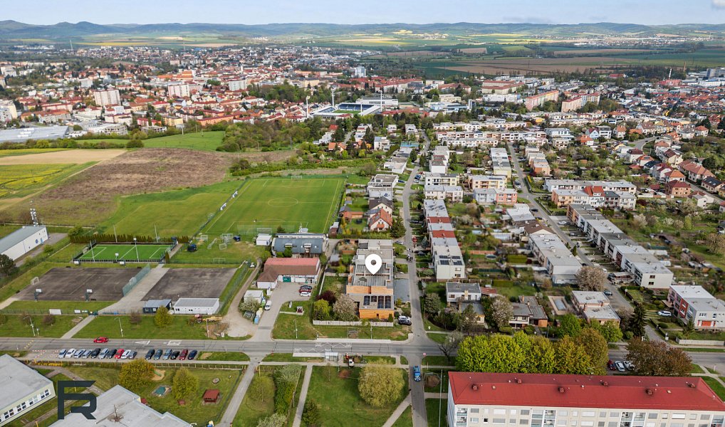 Prodej domu 235 m² s pozemkem 327 m², Uherské Hradiště – náhled fotky 20