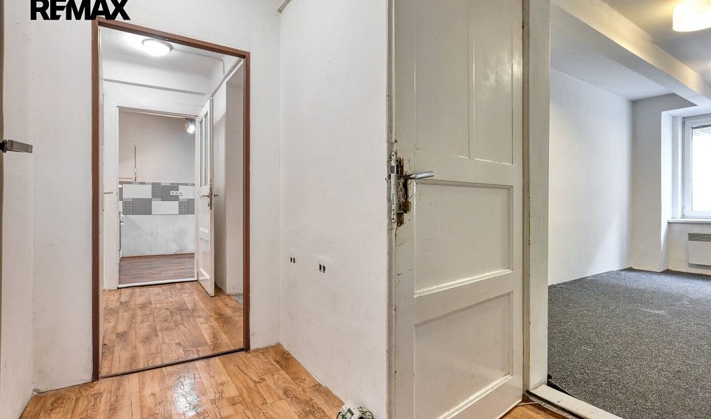 Prodej kanceláře 57 m², Praha – náhled fotky 11