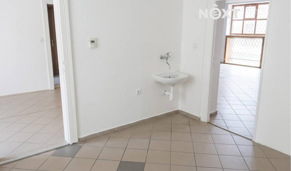 Pronájem obchodních prostor 100 m², Jindřichův Hradec – náhled fotky 3