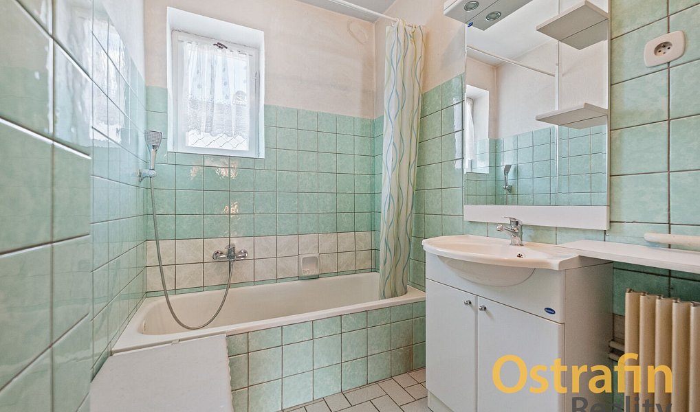 Prodej domu 194 m² s pozemkem 686 m², Hlučín – náhled fotky 21
