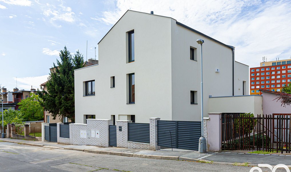 Prodej domu 375 m² s pozemkem 485 m², Praha – náhled fotky 26