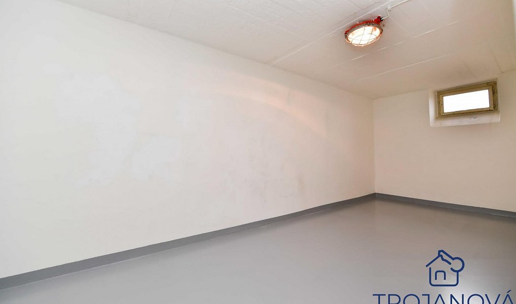 Pronájem domu 250 m² s pozemkem 390 m², Benešov – náhled fotky 32