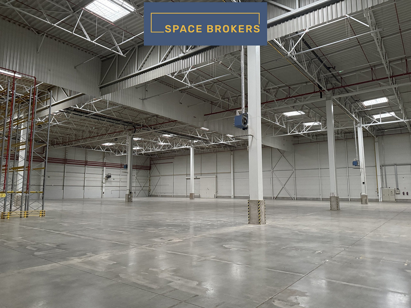 Pronájem skladovacích prostor 4 109 m² – fotografie 5