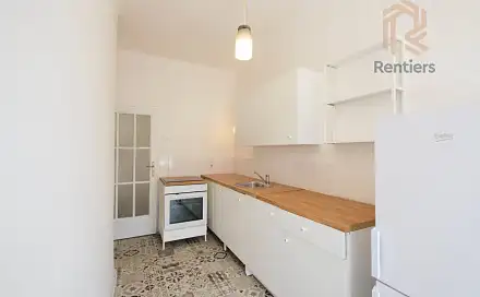 Pronájem bytu 1+1 37 m²