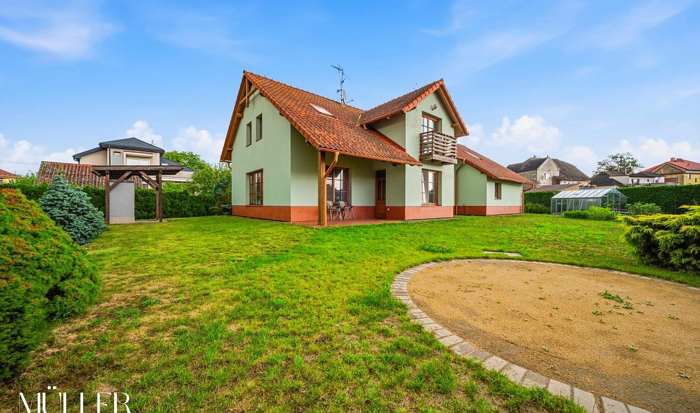 Prodej domu 267 m² s pozemkem 1 071 m², Albrechtice nad Orlicí – náhled fotky 2