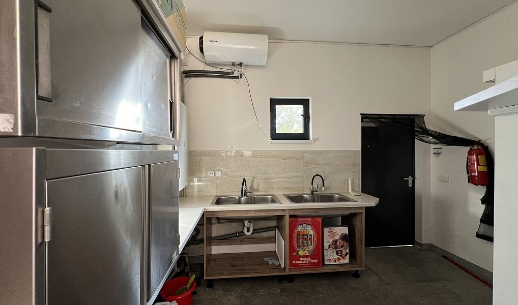 Pronájem komerčního objektu (jiného typu) 38 m², Ostrov – náhled fotky 17