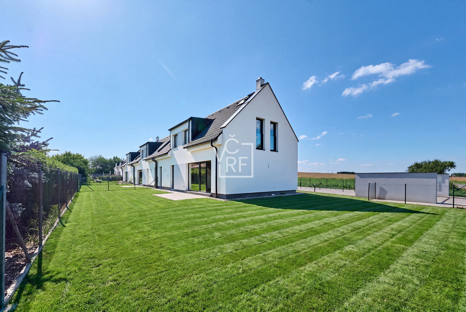 Pronájem domu 148 m² s pozemkem 255 m²