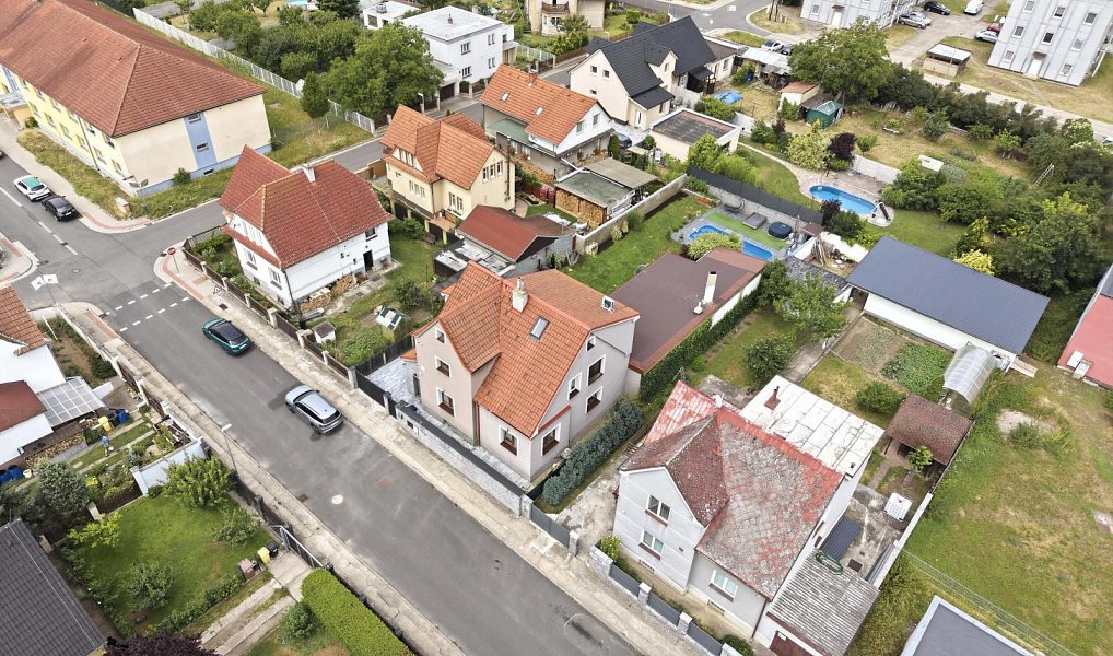 Prodej domu 180 m² s pozemkem 644 m², Štětí – náhled fotky 9