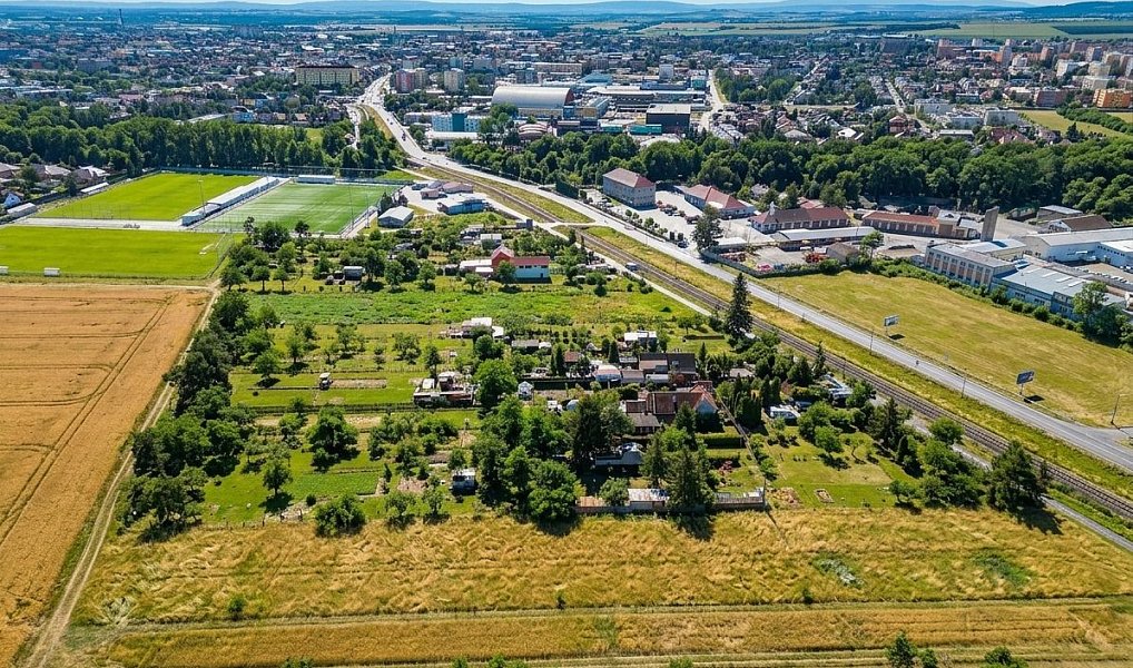 Prodej komerčního pozemku 1 589 m², Prostějov – náhled fotky 2