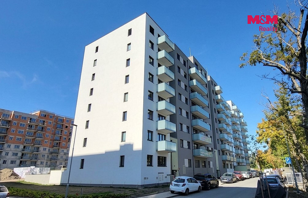 Pronájem bytu 1+kk 34 m² – fotografie 5