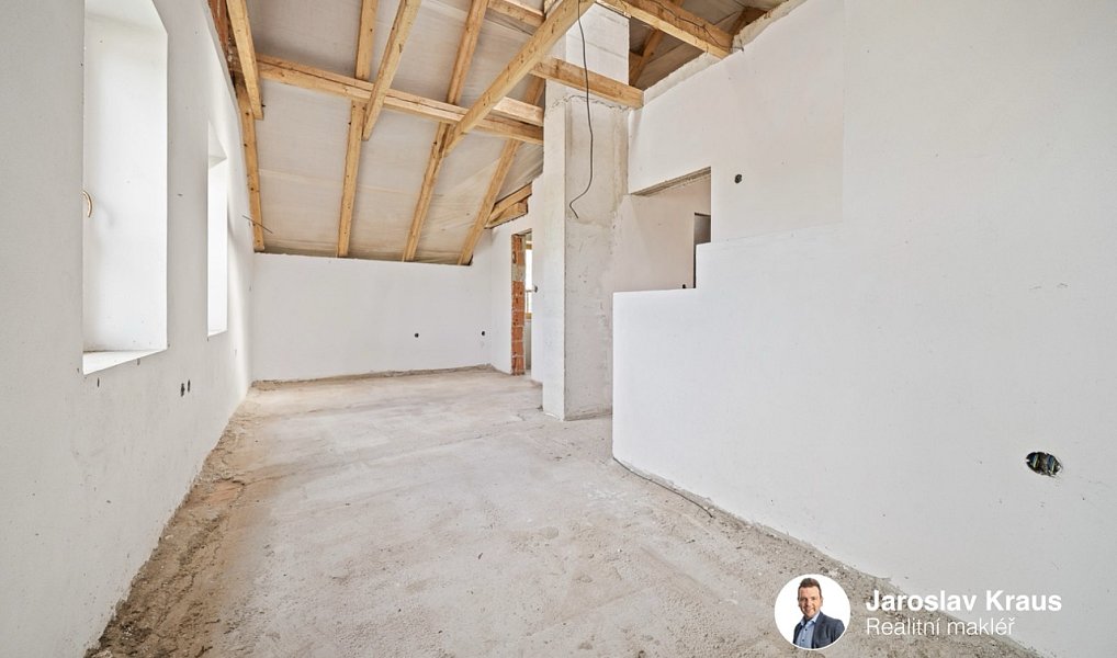 Prodej obchodních prostor 286 m², Jičín – náhled fotky 26