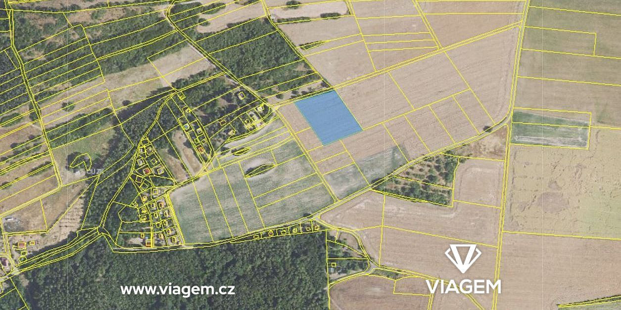 Prodej pole 2 286 m², Sýkořice