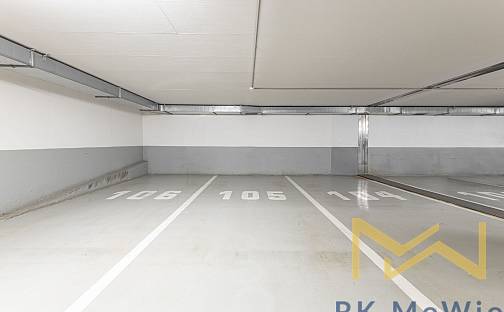 Parkovací stání v podzemní garáži na Vinohradech na Praze 2, Italská, Praha 2 - Vinohrady