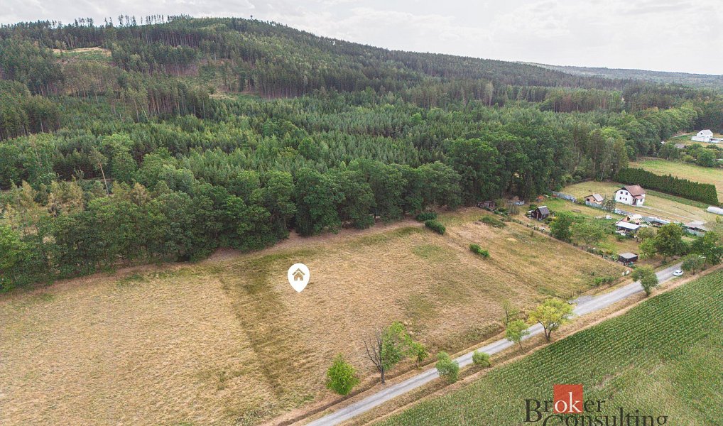 Prodej pozemku 7 848 m², Kamenný Újezd – náhled fotky 9