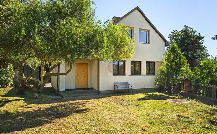Prodej domu 86 m² s pozemkem 1 210 m², Ostředek - Třemošnice, okres Benešov