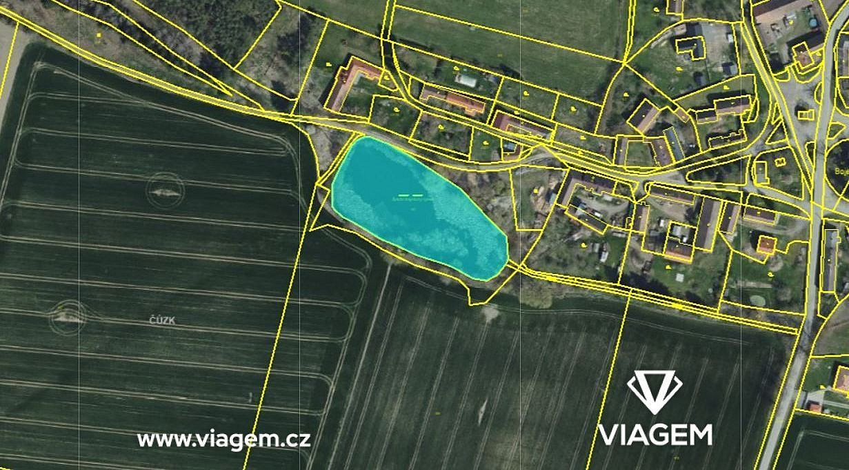 Spekulační - komerční a ostatní 5 839 m², Podíl 15 % o výměře 898 m²