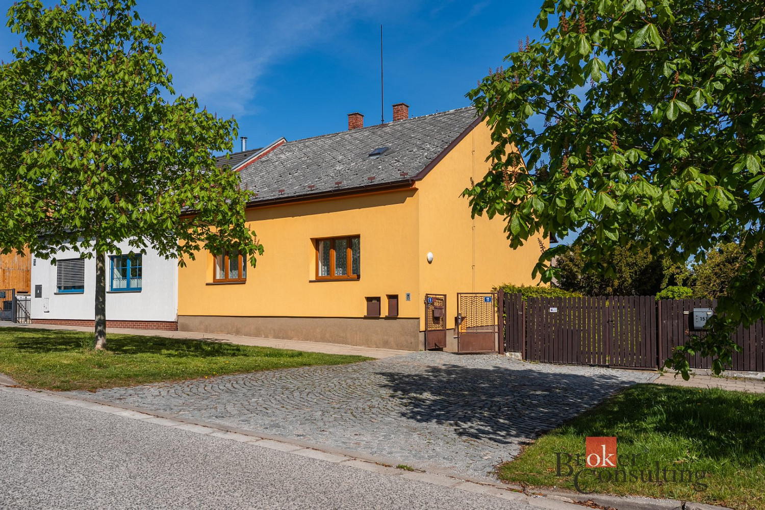 Prodej domu 300 m² s pozemkem 628 m², Hradec Králové