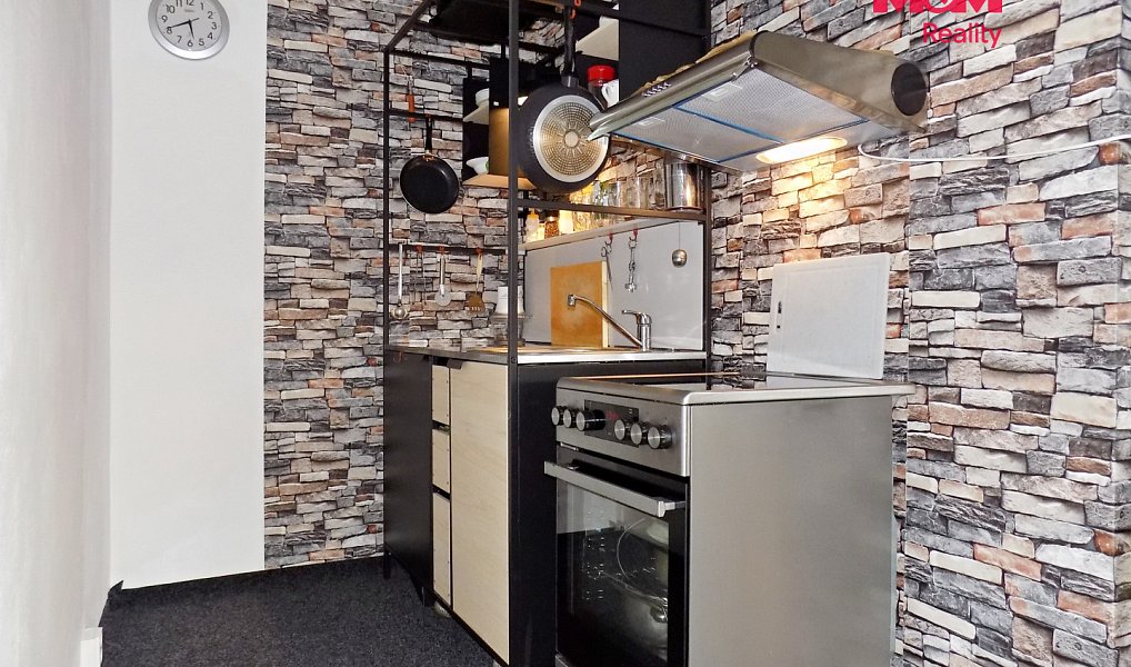 Prodej bytu 1+kk 31 m², Ústí nad Labem – náhled fotky 2