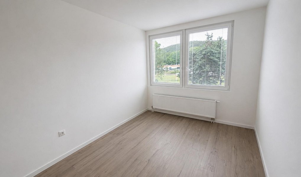 Pronájem bytu 2+kk 42 m², Most – náhled fotky 2