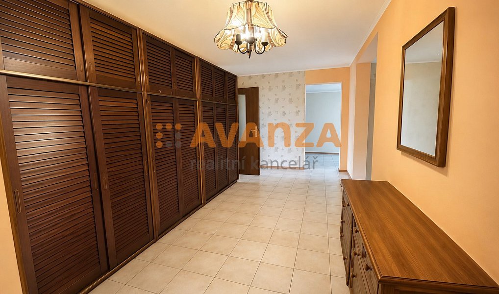 Prodej kanceláře 1 200 m², Děčín – náhled fotky 32