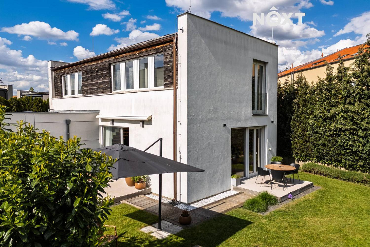 Prodej domu 180 m² s pozemkem 491 m² — photo 2