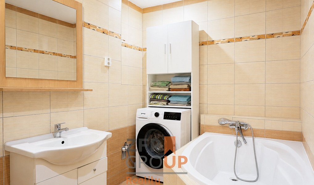 Prodej bytu 4+1 82 m², Kyjov – náhled fotky 16