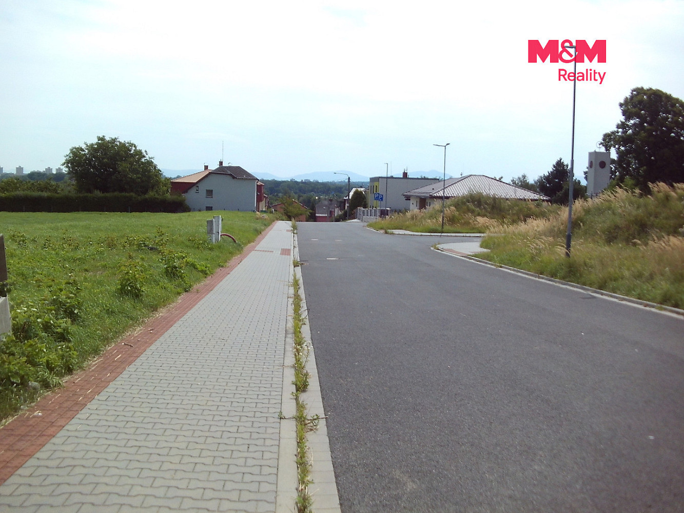Prodej stavebního pozemku 1 462 m²