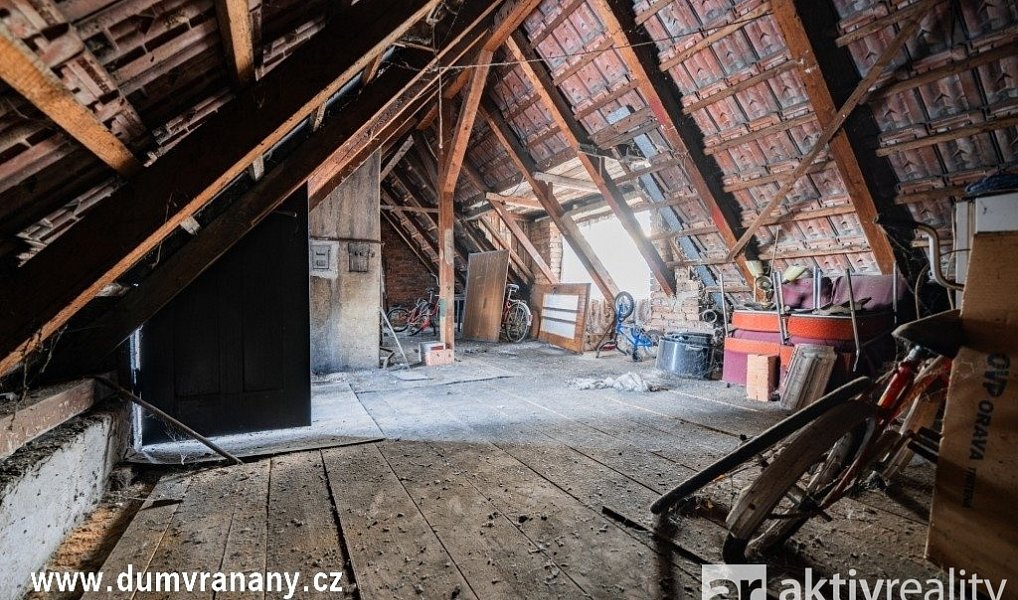 Prodej domu 283 m² s pozemkem 1 152 m², Vraňany – náhled fotky 39