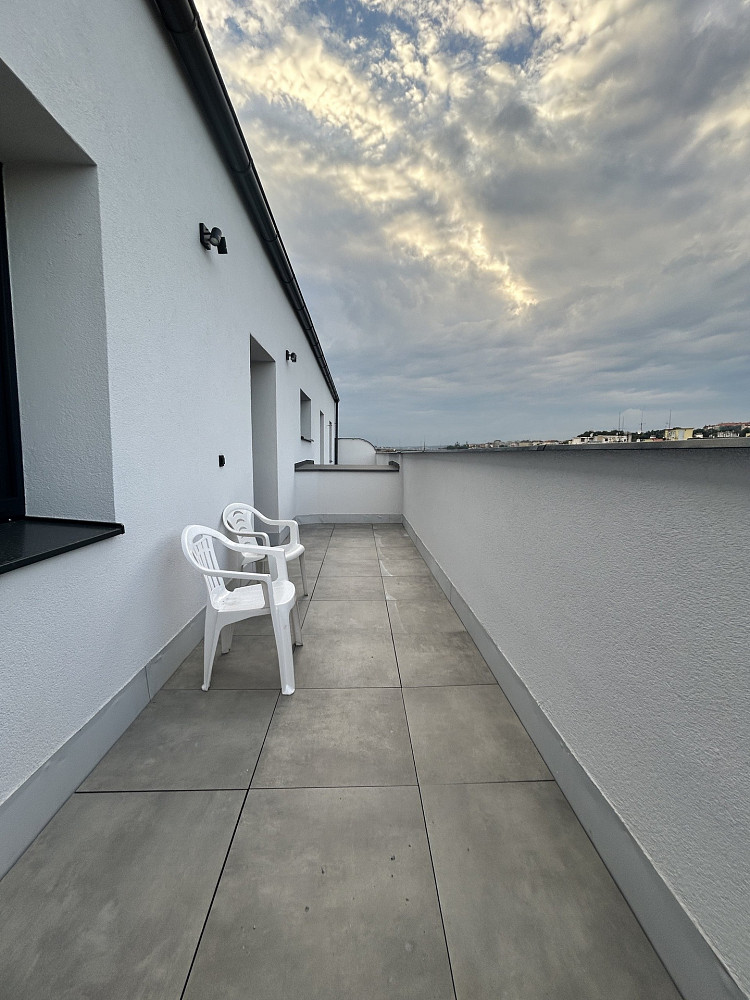 Pronájem bytu 2+kk 55 m² – fotografie 5