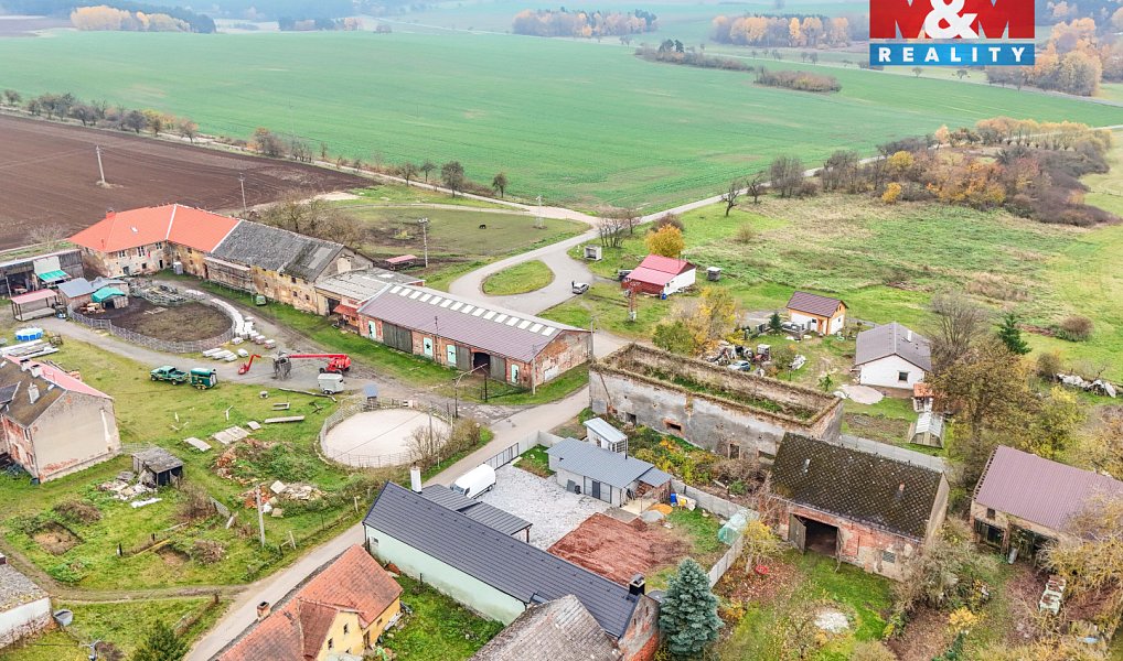 Prodej domu 252 m² s pozemkem 847 m², Planá – náhled fotky 28