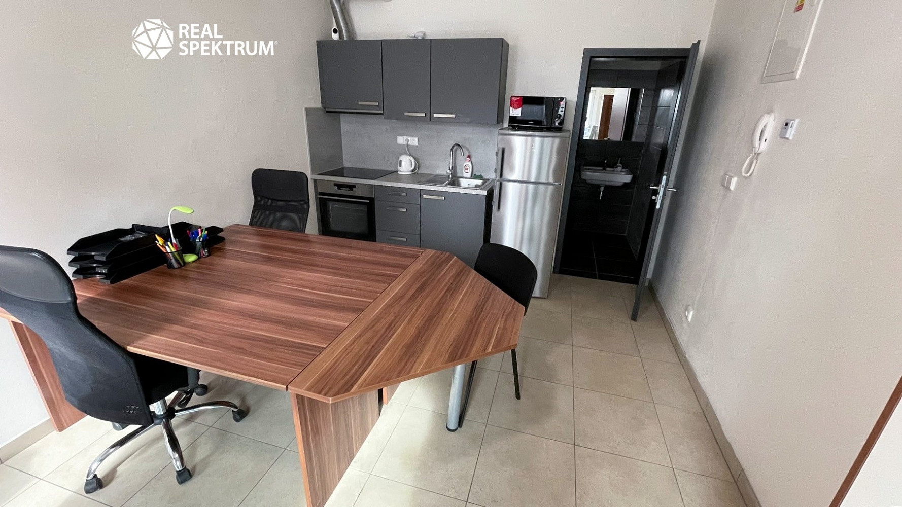 Pronájem kanceláře 24 m² – fotografie 5