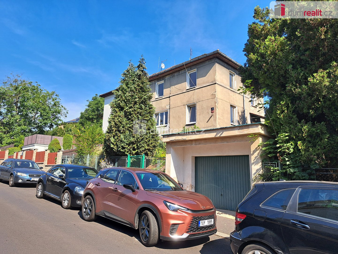 Prodej domu 180 m² s pozemkem 292 m²