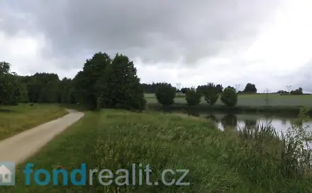 Prodej pozemku 4 172 m², Dačice, okres Jindřichův Hradec