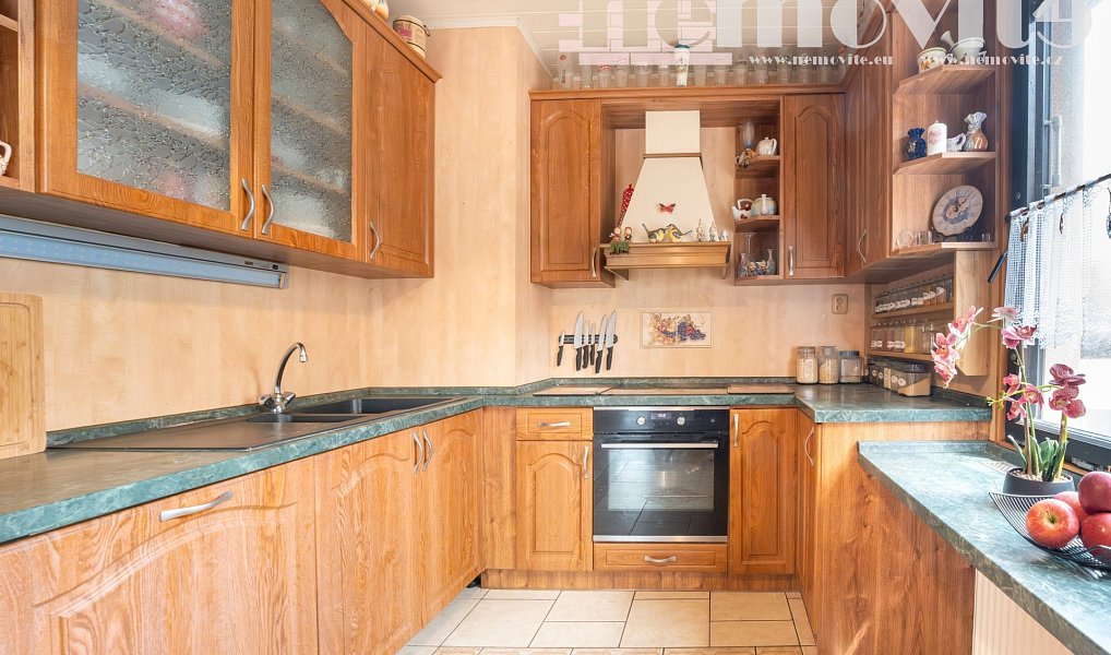 Prodej domu 163 m² s pozemkem 617 m², Chotusice – náhled fotky 13