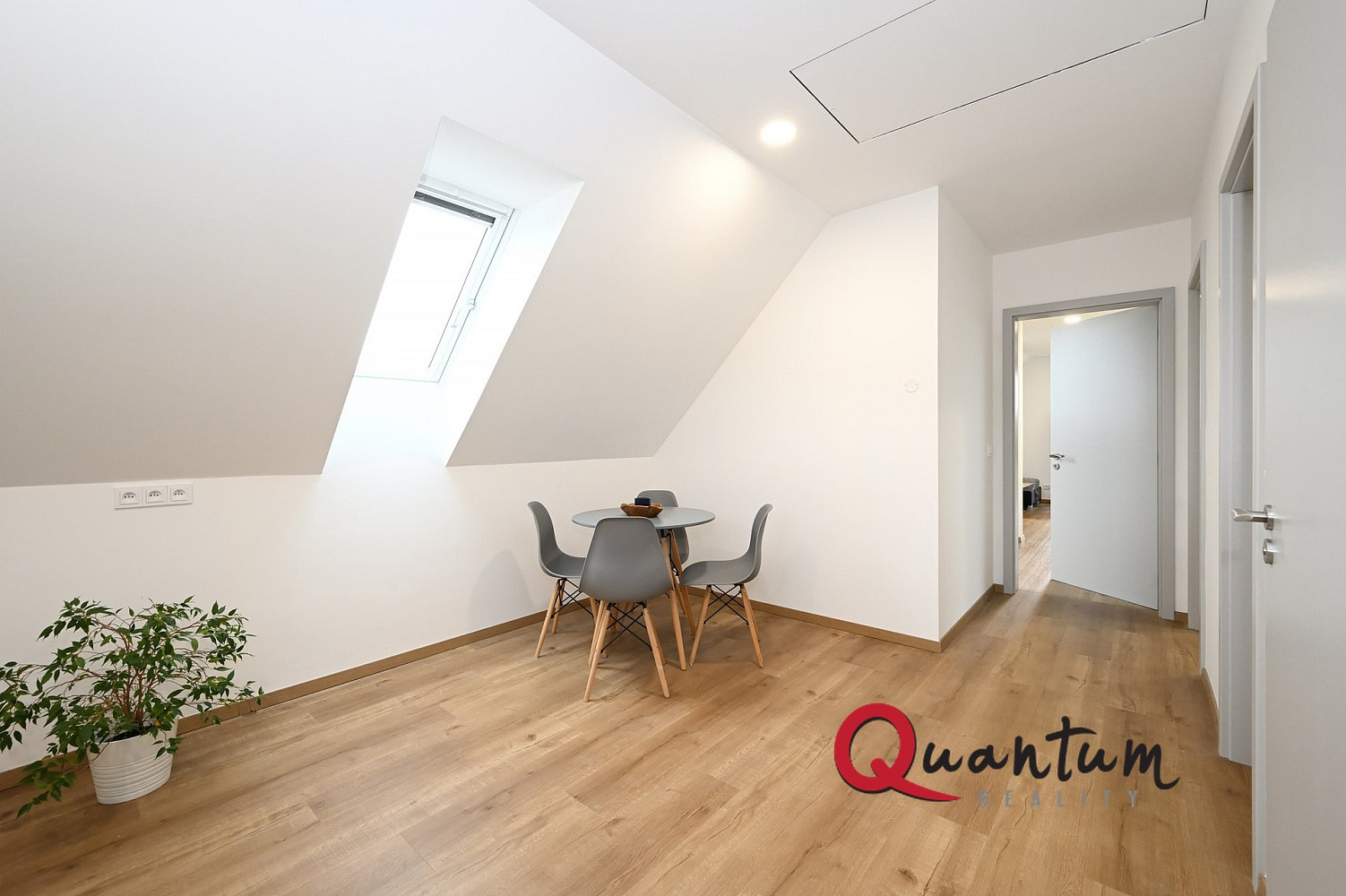 Pronájem domu 79 m² s pozemkem 1 451 m² — photo 4