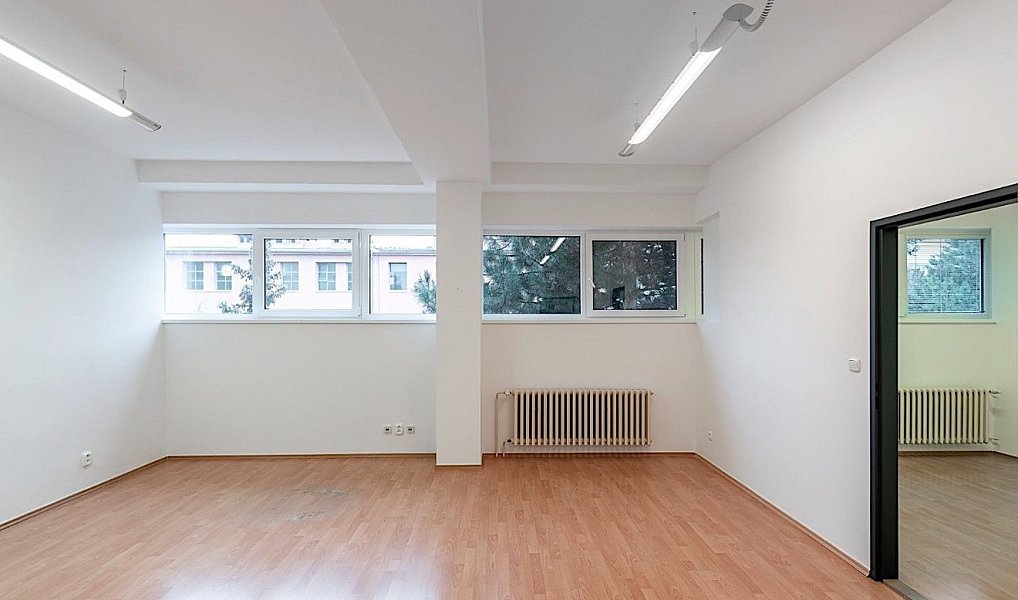 Pronájem skladovacích prostor 1 463 m², Hovorčovice – náhled fotky 10